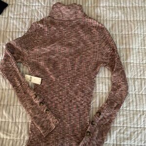 NWT long sleeve turtleneck